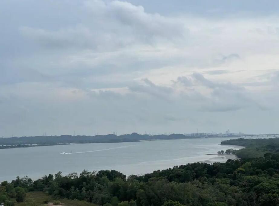 Teega Suites Seaview By Vdo Homestay ヌサジャヤ エクステリア 写真