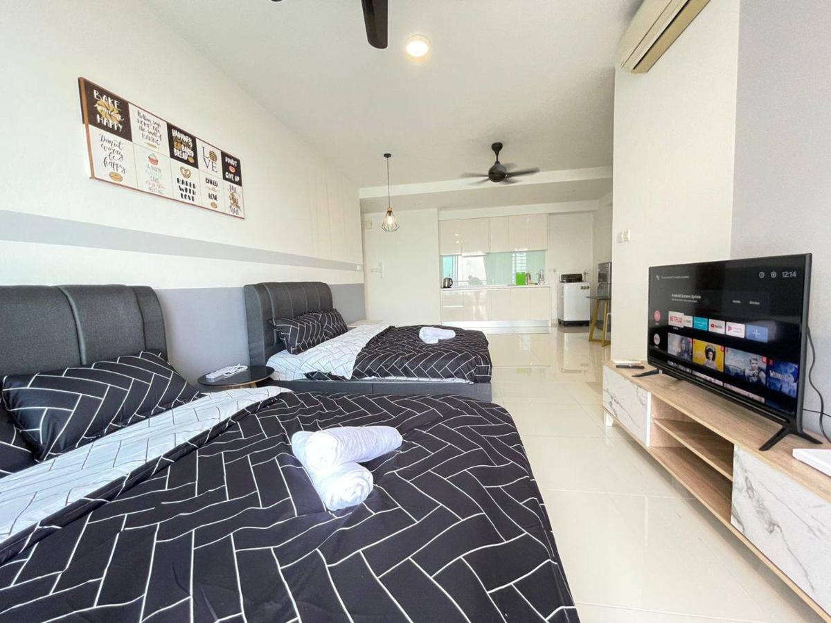 Teega Suites Seaview By Vdo Homestay ヌサジャヤ エクステリア 写真