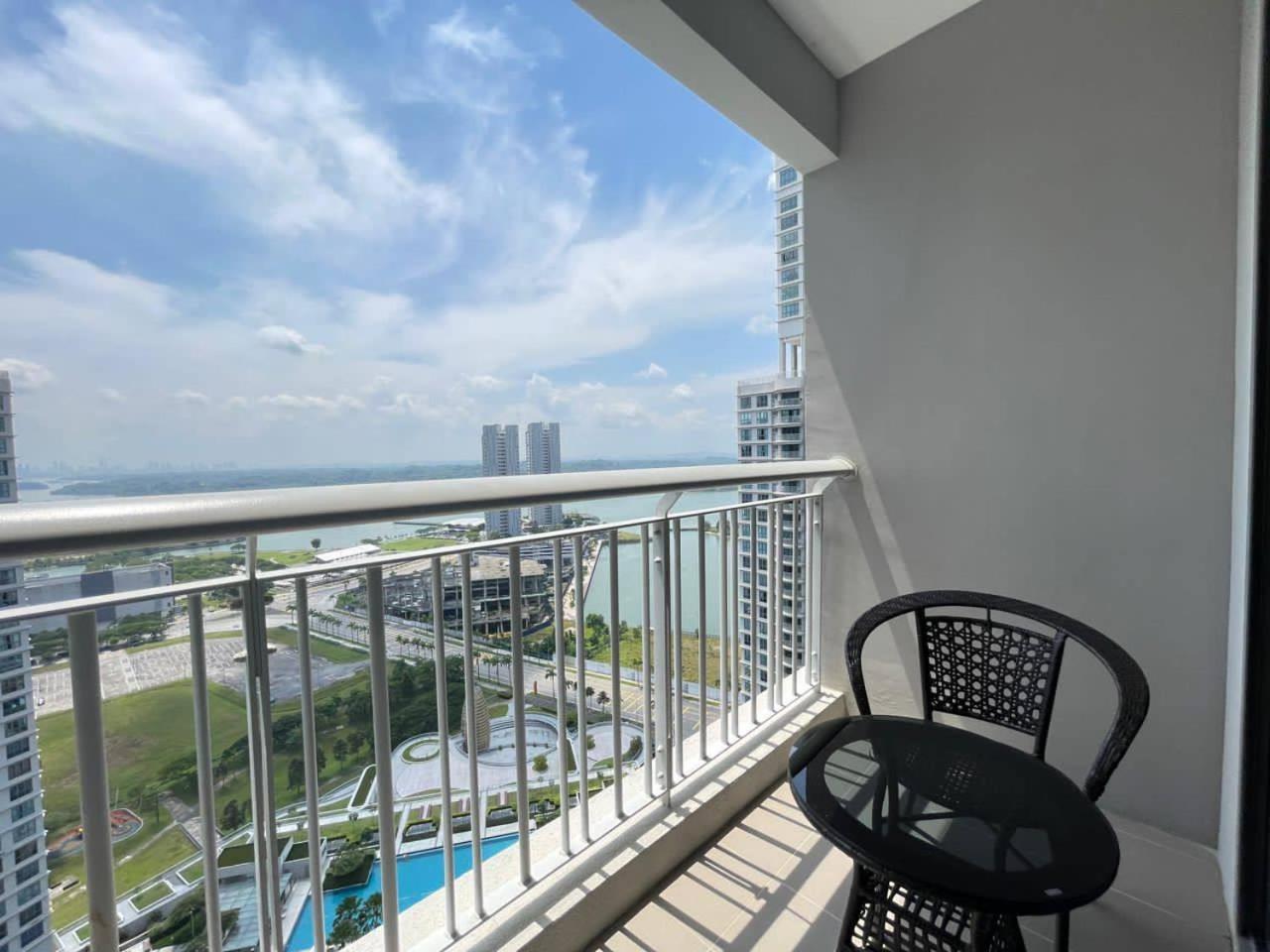 Teega Suites Seaview By Vdo Homestay ヌサジャヤ エクステリア 写真