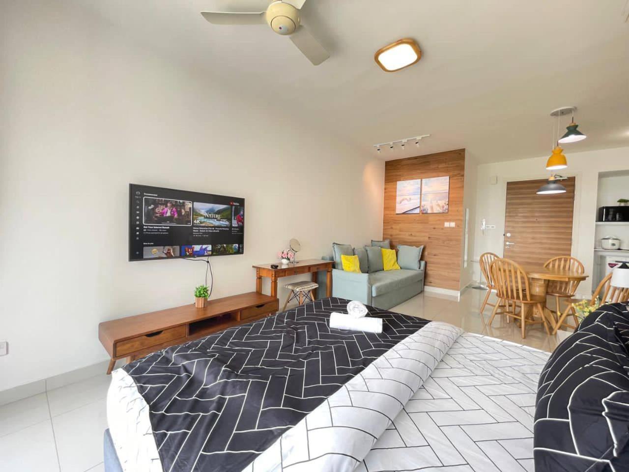 Teega Suites Seaview By Vdo Homestay ヌサジャヤ エクステリア 写真